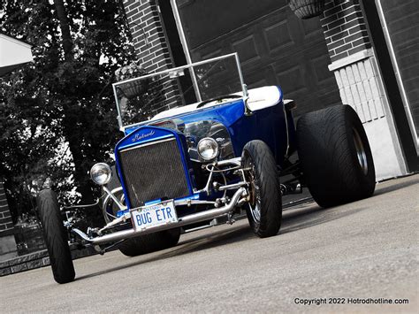 Kelvin and Celine Richter's 1923 FORD T